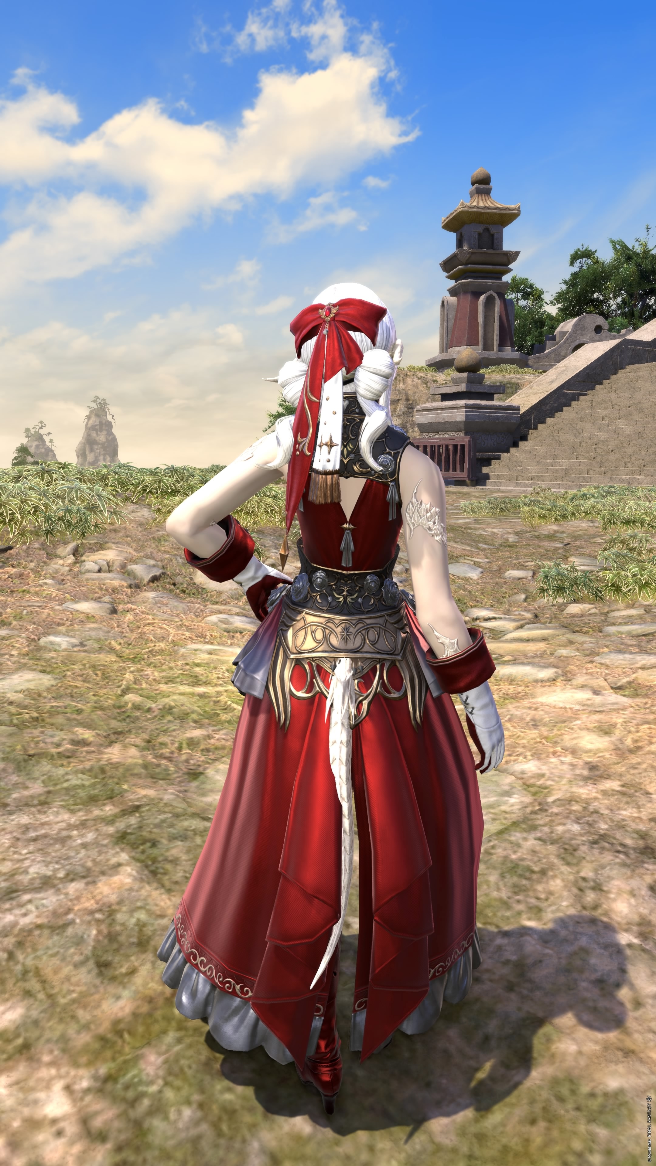 Courtly-Lovers-Striking-00045