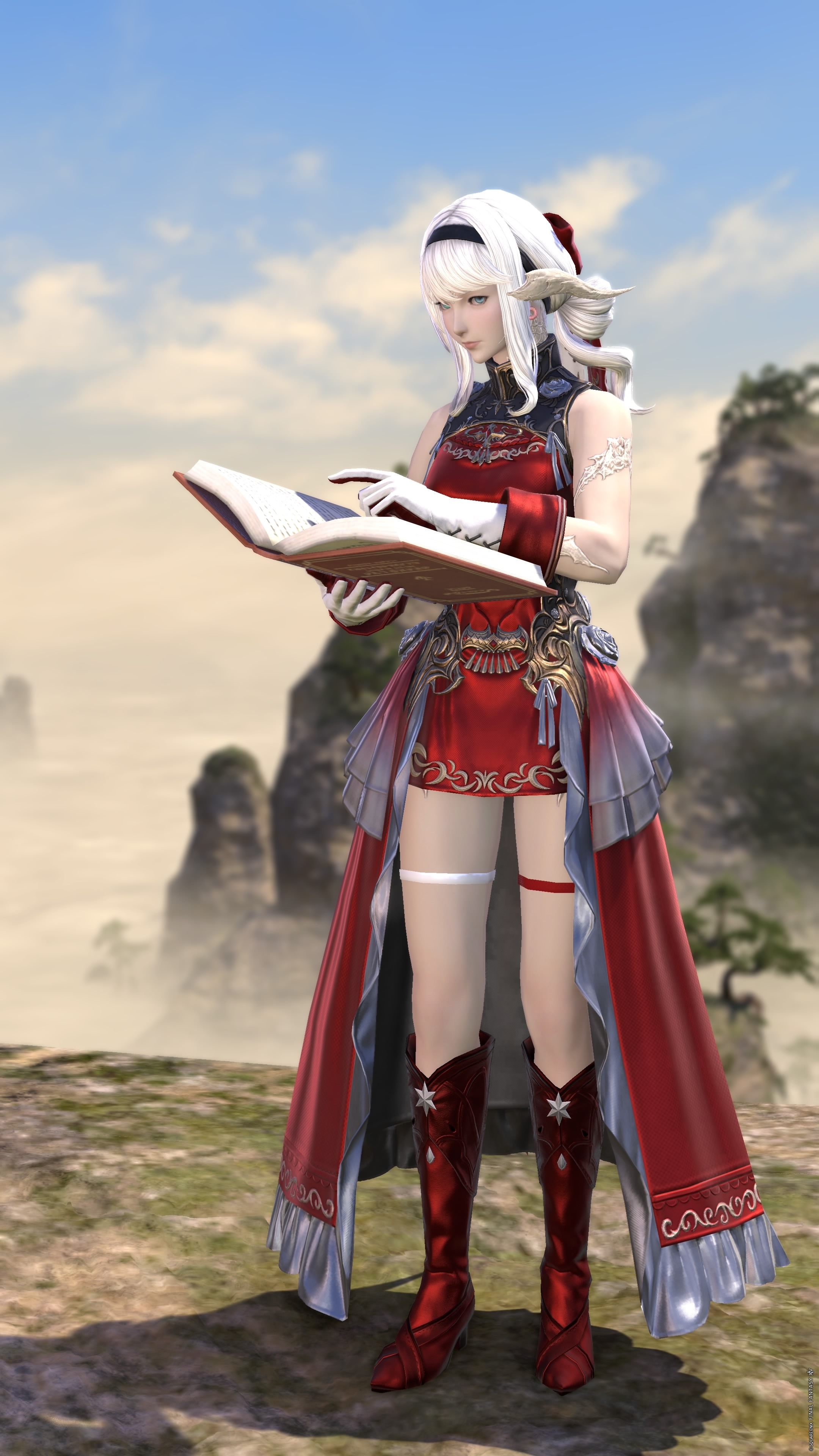 Courtly-Lovers-Striking-00083