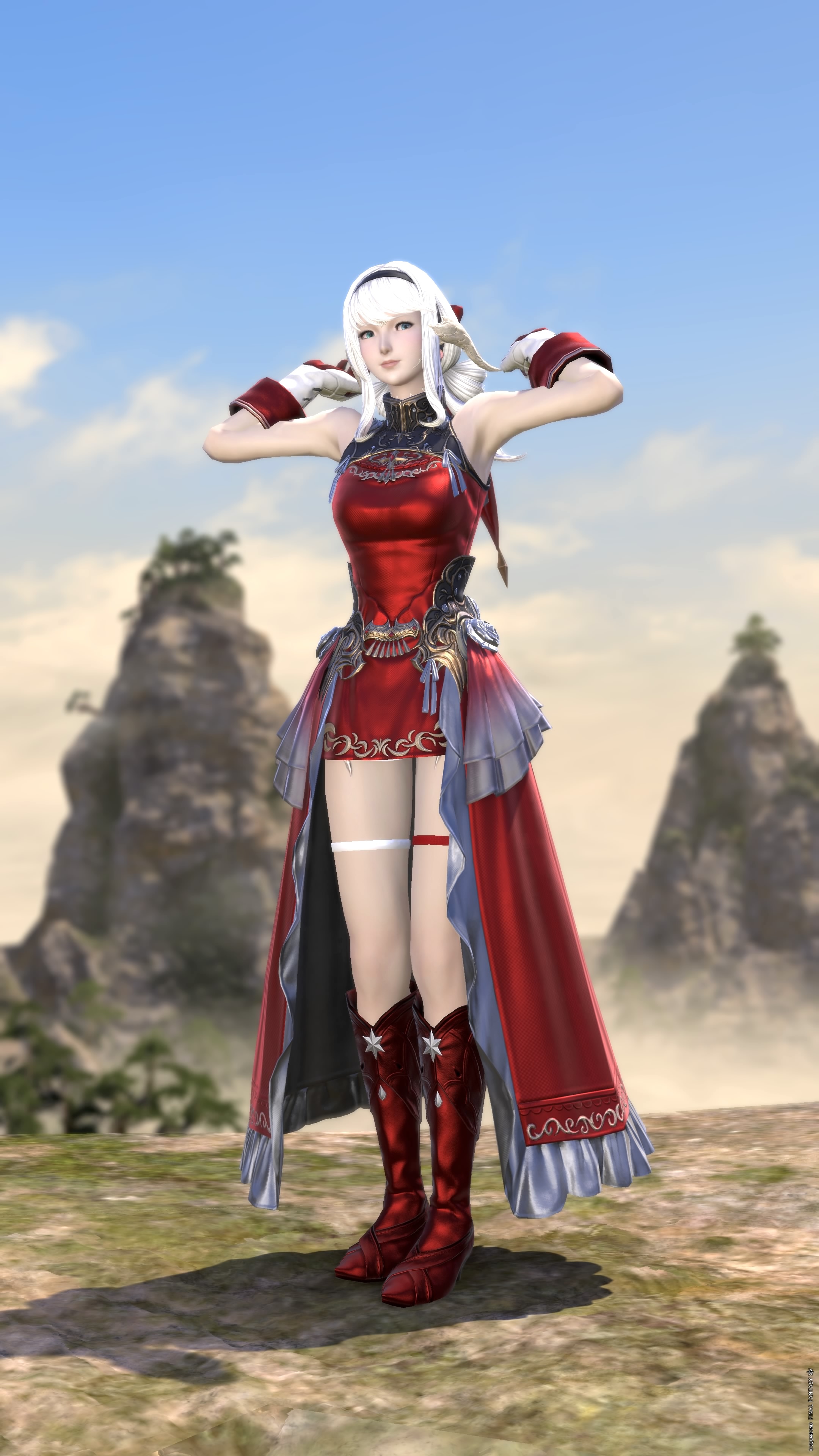 Courtly-Lovers-Striking-00100