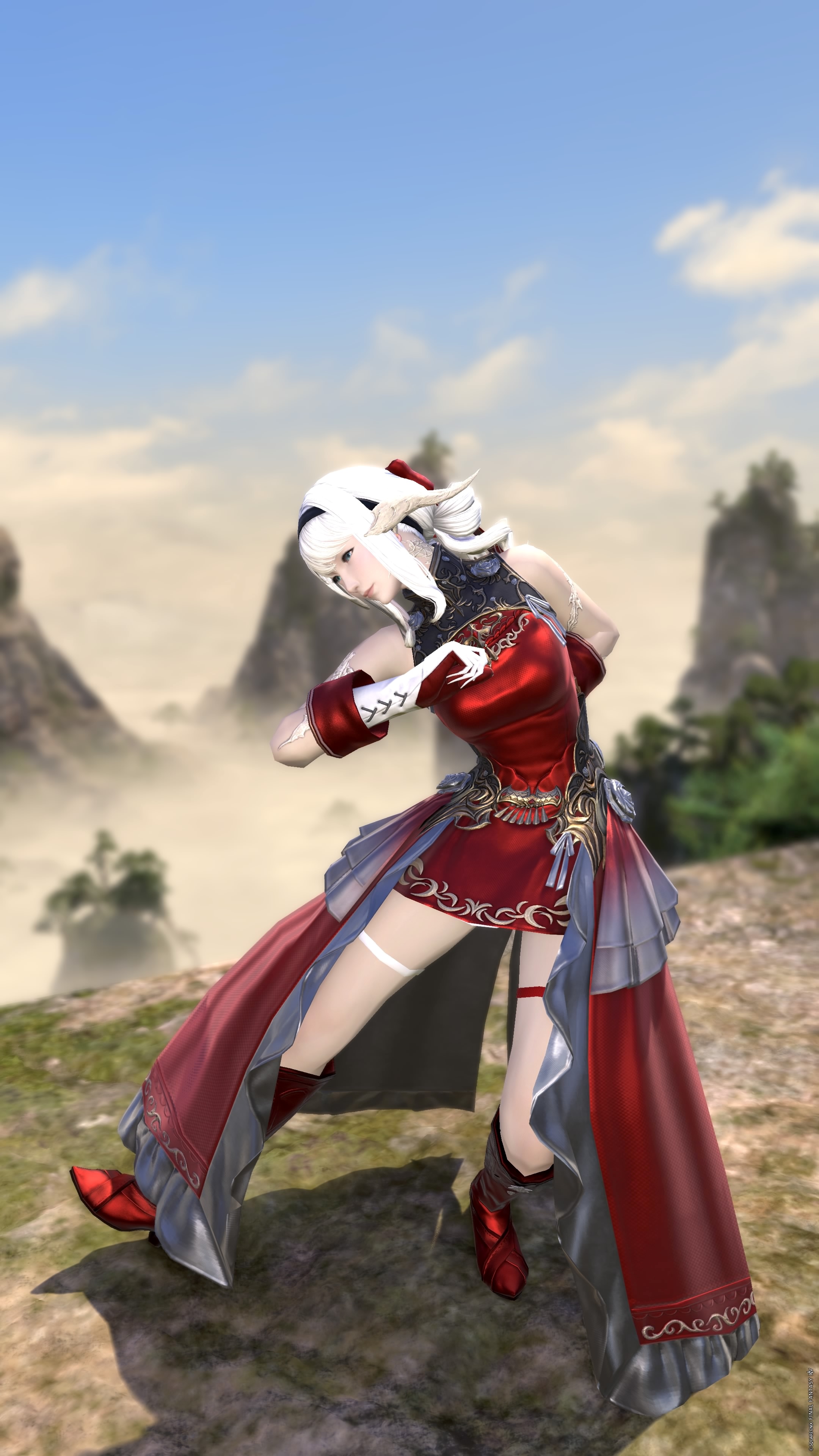 Courtly-Lovers-Striking-00323