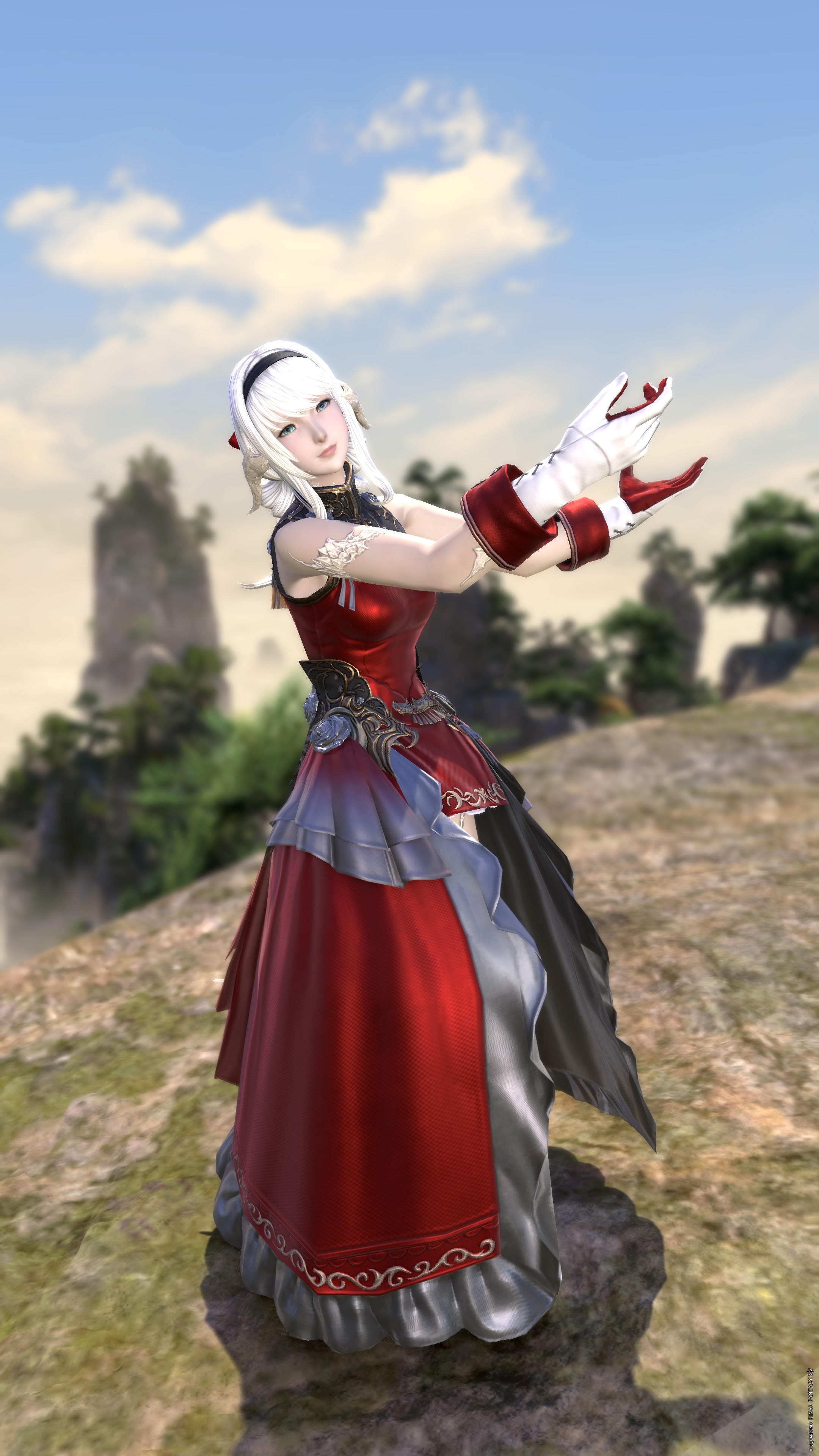 Courtly-Lovers-Striking-00357