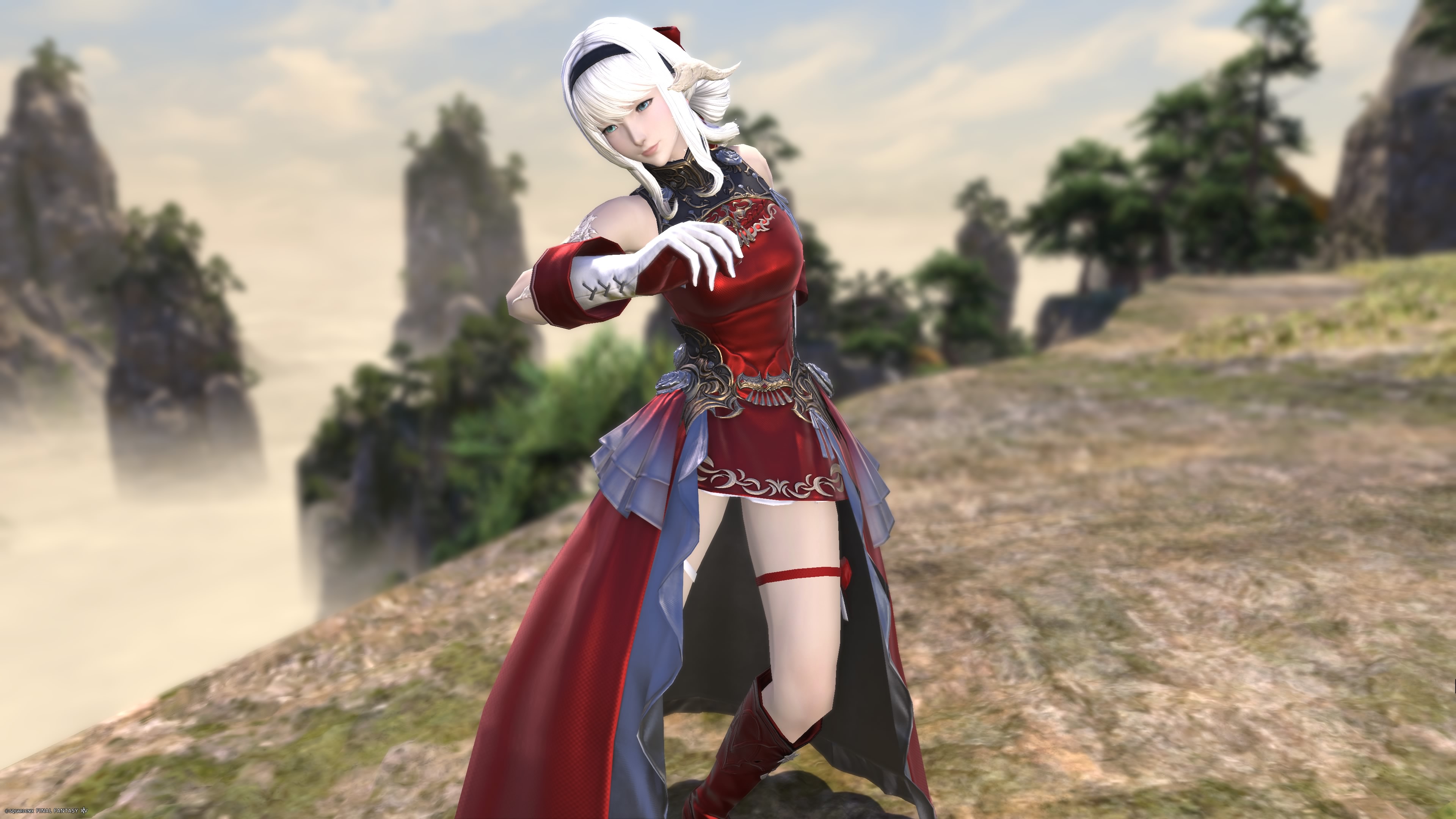 Courtly-Lovers-Striking-00361